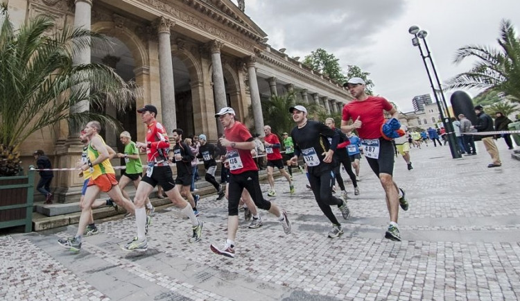 Půlmaraton se letos v Karlových Varech nepoběží, zrušen je i Olomouc a České Budějovice