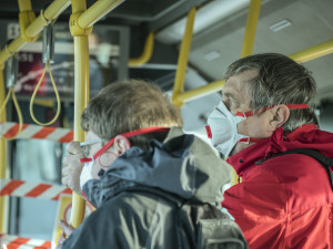 Počet nově nakažených koronavirem v Česku překonal hranici pěti tisíc