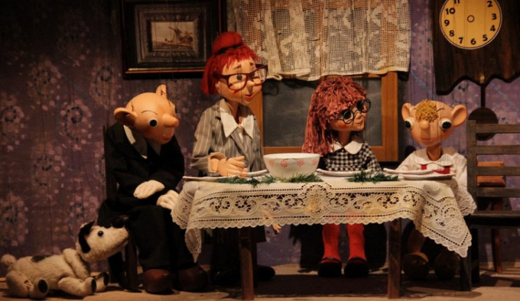 Spejbl s Hurvínkem na natrvalo usadili v Praze krátce po válce