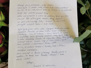 FOTO: Zesnulý Jaroslav Kubera má svou lavičku. Má symbolizovat svobodu a nezávislost