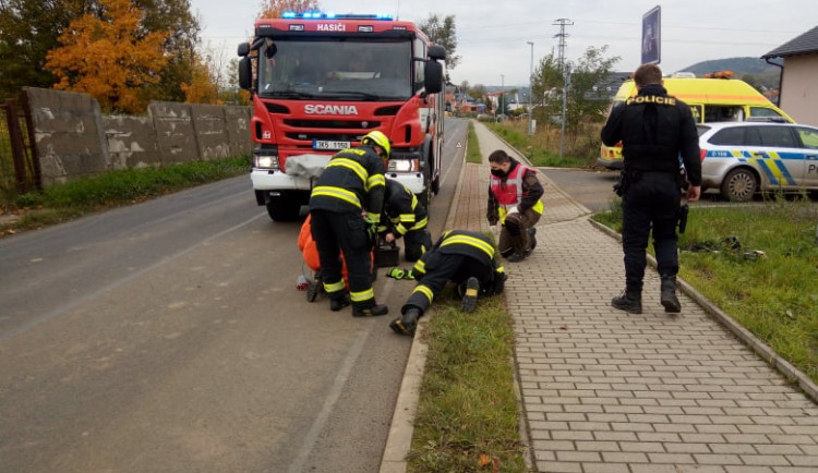Záchrana koťat uvězněných v kanálu trvala deset hodin
