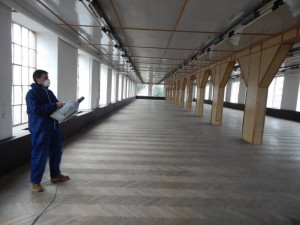 Půl hodiny péče a zničení virů na celé týdny. Česká firma zabezpečuje prostory unikátní polymerovou dezinfekcí