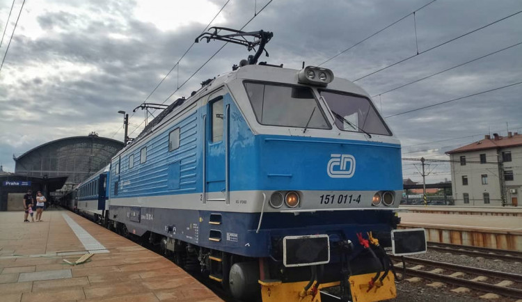 České dráhy ještě více omezí spoje mezi Prahou a Ostravou. Zachovají jen šest párů spojů