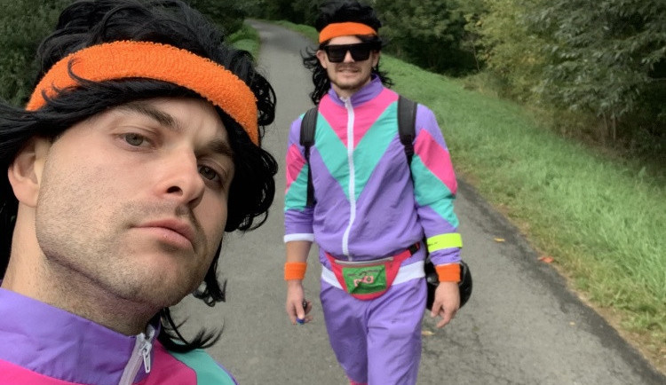 Na longboardech projeli celé Česko. Získali téměř půl miliónu korun pro malého Milánka