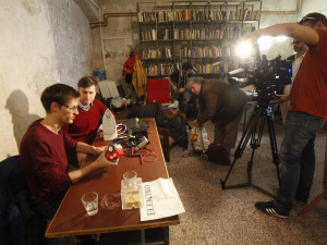 Proč je lepší věci opravovat než vyhazovat a jak fungují kazítka? Odpovídá zakladatel Opravárny Jan Charvát