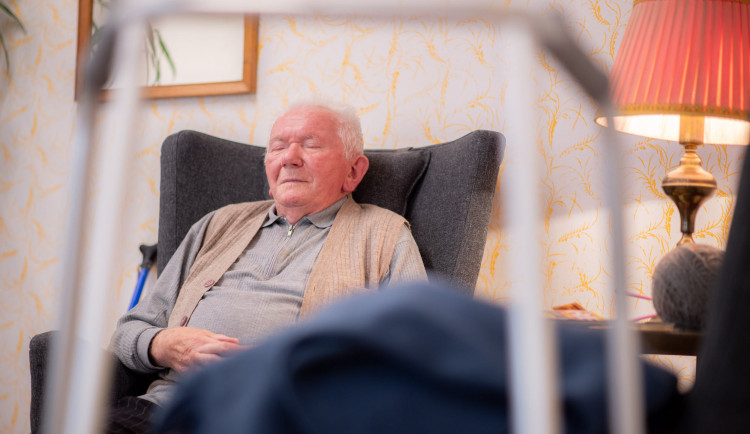 Lidé opět mohou jako Ježíškova vnoučata plnit přání seniorů