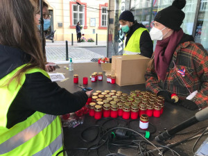 FOTO, VIDEO: Podívejte se, jak v Praze probíhají oslavy Dne boje za svobodu a demokracii