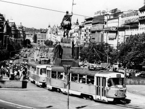 Od poslední tramvaje, která projela přes celé Václavské náměstí, uběhlo už čtyřicet let