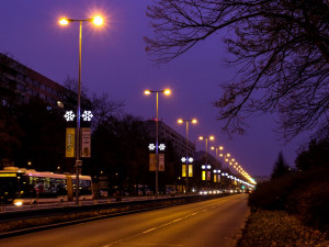 FOTO: Vánoční výzdobu v ulicích Prahy zdobí více než 30 stromů rozsvícených magistrátem i přes 1100 dekorací