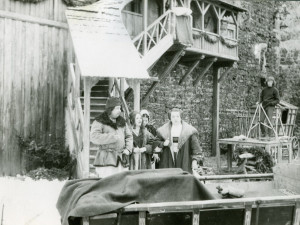 Víte, kde se natáčely legendární Tři oříšky pro Popelku?