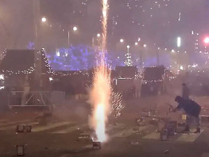 Stovky policistů budou v ulicích Prahy dohlížet na bezpečnost při novoročních oslavách