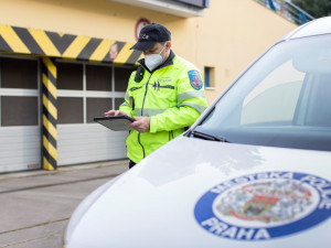 Pražští strážníci v prosinci řešili 7775 porušení opatření proti koronaviru