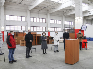 Praha otevřela nábytkovou banku. Je určena pro sociálně potřebné