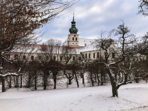 Břevnovský klášter je nejstarší mužský klášter na našem území a také nejstarší místo, kde se vařilo pivo