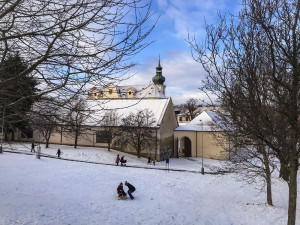 Břevnovský klášter je nejstarší mužský klášter na našem území a také nejstarší místo, kde se vařilo pivo