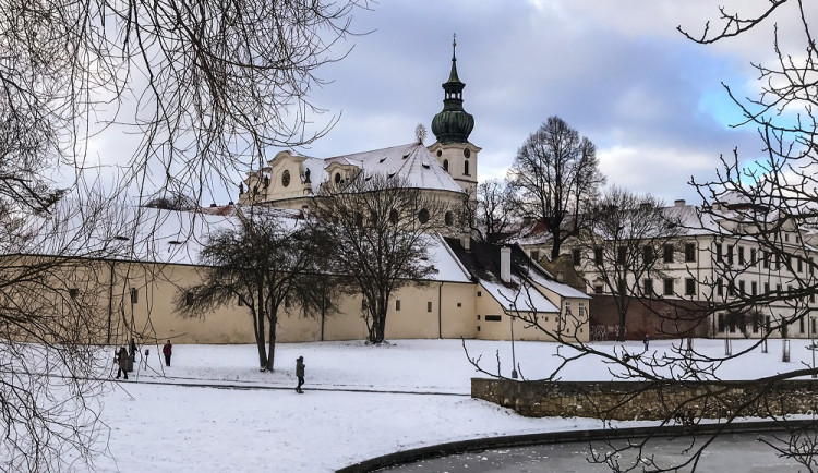 Břevnovský klášter je nejstarší mužský klášter na našem území a také nejstarší místo, kde se vařilo pivo