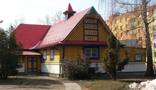 Loutkové divadlo se v Jaroměři hraje už sto let. Divadelníky nezlomila ani válka nebo povodně