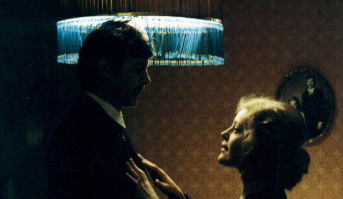 Postřižiny, které patří k nejslavnějším filmům režiséra Jiřího Menzla, slaví čtyřicátiny