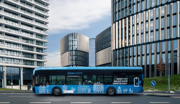 Praha bude mít čtrnáct nových dvanáctimetrových elektrobusů. Měří dvanáct metrů a vyjdou na 207 milionů korun