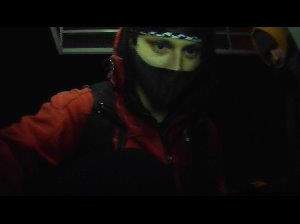 FOTO, VIDEO: Policisté pátrají po trojici mužů, kteří z odcizené kreditky vybrali peníze. Neviděli jste je?