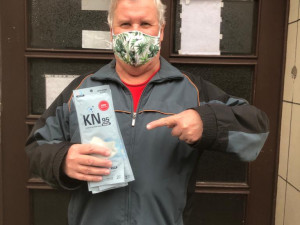 Distribuce respirátorů v Praze 2