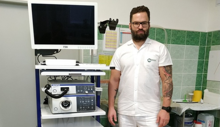 Ideální ministr pro tuto dobu byl profesor Prymula, bohužel to totálně podělal, říká primář interny Martin Straka