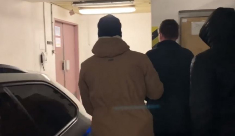 Muž vyhrožoval, že zabije policisty, učitele, lékaře i členy vlády. Hrozí mu tři roky ve vězení