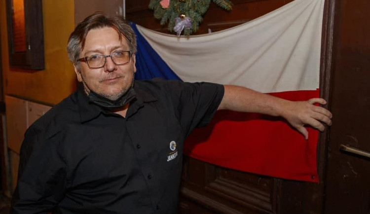 Dříve protestní iniciativa, dnes politické hnutí. Chcípl PES chce kandidovat v podzimních volbách