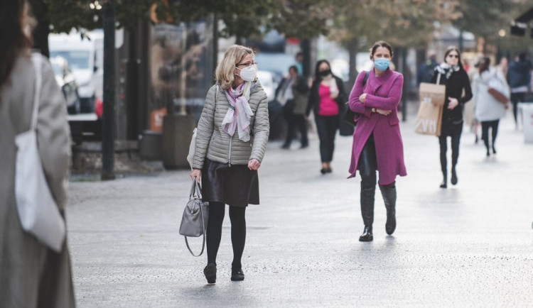 Jste spokojeni s politickou situací? Polovina respondentů vnímá situaci jako velmi špatnou