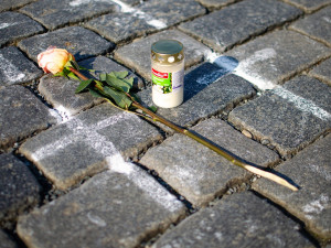 Babička Věra nebo děda František. Křížky na Staromáku dostávají konkrétní jména