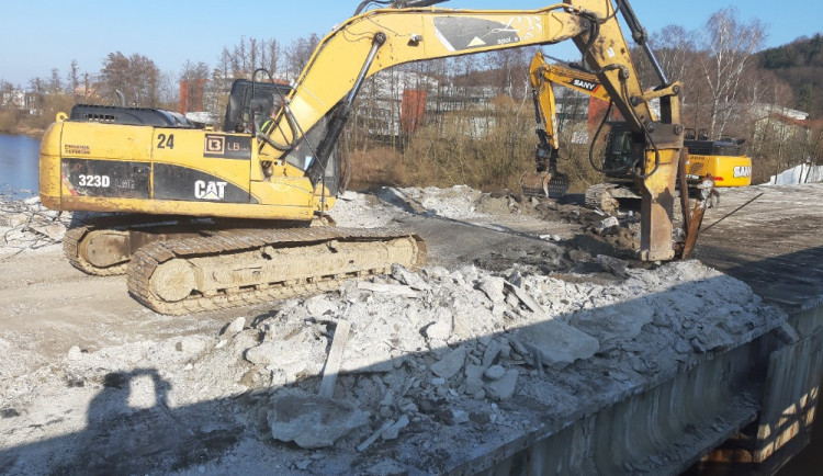 Pro některé stavební akce nebude platit vyhláška o dodržování nedělního a svátečního klidu