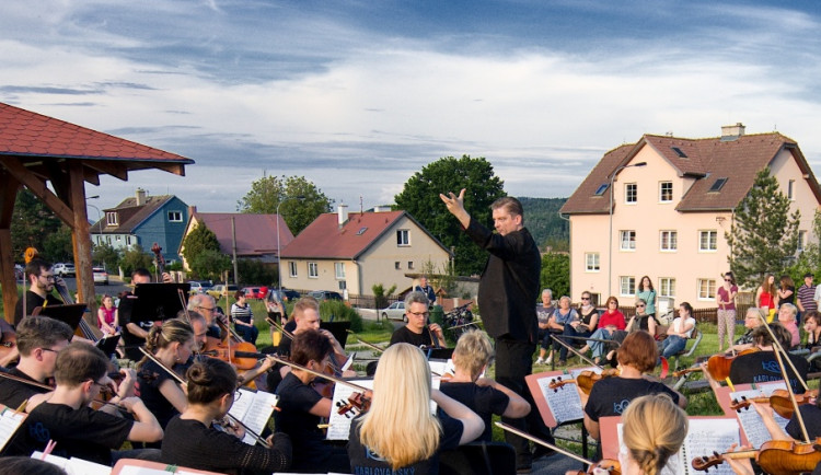 Symfonici připravují další „Tour de sídliště“