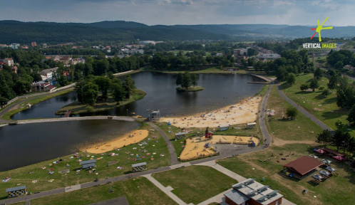 POLITICKÁ KORIDA: Souhlasíte s rozvojem volnočasového areálu Rolava a stavbou menšího amfiteátru?