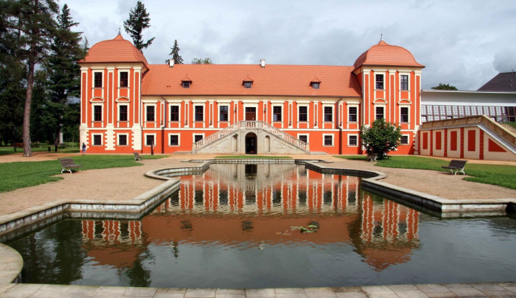 Půdní prostory v Paláci princů poslouží jako sklady knižních fondů