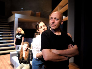 Švandovo divadlo plánuje hrát i o prázdninách. „Léto ve Švanďáku“ nabídne sedm titulů po 30 večerů