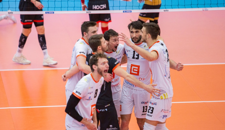 Fandit můžete před halou, extraligový klub otvírá autokino