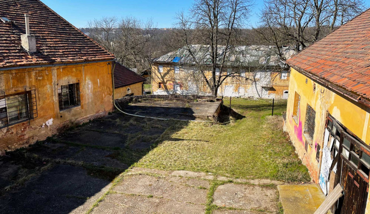 Usedlost Cibulku v Praze 5 koupila Nadace rodiny Vlčkových. Vznikne tady má dětský hospic