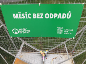 Velké srdce vzniklo na Zahradním Městě v Praze 10. Má motivovat ke sběru plechovek