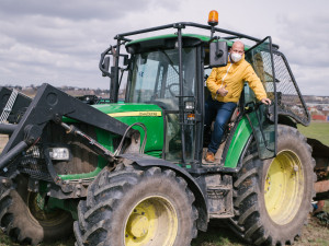 U Lítožnice vzniká nový les. Vysazeno tady bude 53 tisíc nových stromů