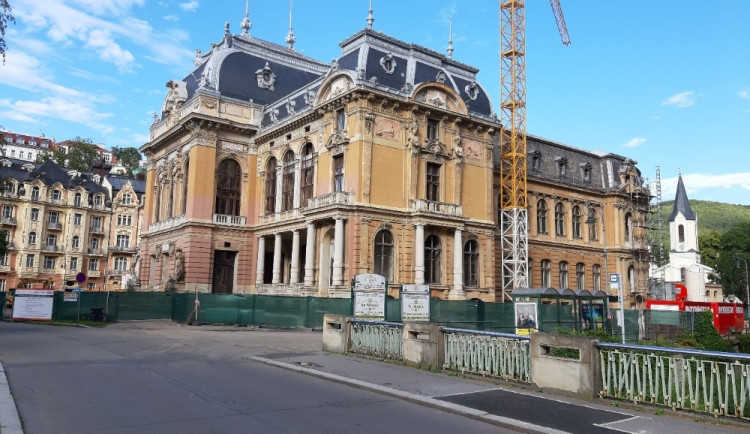 Hejtman odmítl ručit za rekonstrukci Císařských lázní funkcí, tvrdí, že kraj má vše pod kontrolou