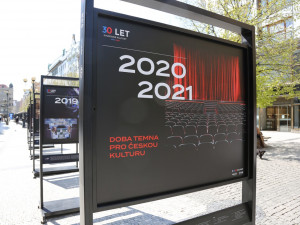 Jackson, Bowie nebo Stouni. V Praze probíhá výstava fotek z těch nejlepších akcí v Česku