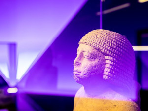 Lidé vykoupili výstavu Sluneční králové. Muzeum zvažuje prodloužení otevírací doby