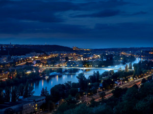 Nad Vltavou vyroste nový most. Nebude pro auta a spojí Smíchov a Podolí