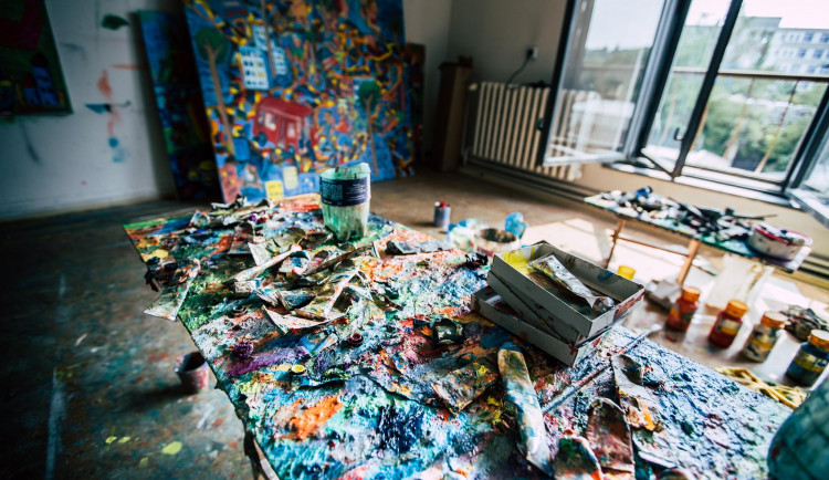 O víkendu se v Praze otevřou ateliéry umělců, kterou jsou běžně nepřístupné