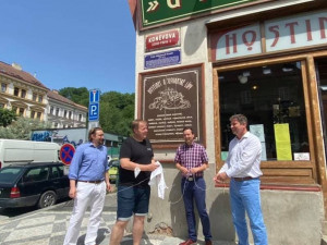 Žižkov pokračuje ve vzdělávání obyvatel, vyvěšuje tabulky informující o názvech ulic