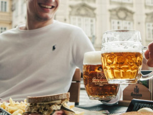 Pivovar Svijany uvádí na trh prémiové pivo Šlik