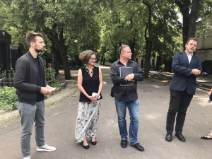 Praha chce zpřístupnit hřbitovy jako veřejný prostor. Město nyní dokončuje manuál