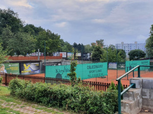 Tenisový klub Lob S.A. Bohnice chystá tenisové kempy. Není to žádná spartakiáda, říká trenér