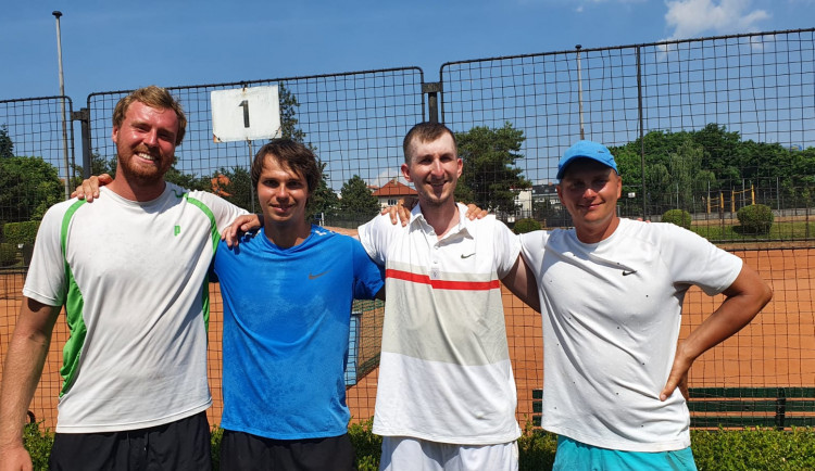 Vítězná sestava z finále: Adam Kalivoda, Tomáš Papík, Vladimir Řezníček a Tomáš Lojka