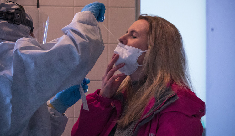 size4-16266101296262-139-size4-16261832125134-152-u-lidi-na-vysocine-roste-zajem-o-testovani-na-covid-hlavne-o-pcr-testy